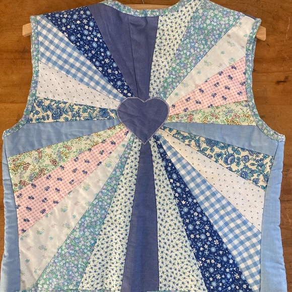 Quilted Heart Vest size Small - Picture 3 of 5